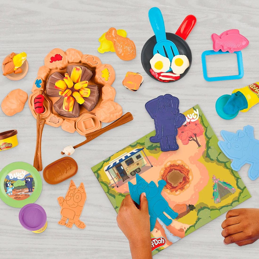 Play-Doh Bluey Goes Camping Playset, view 3