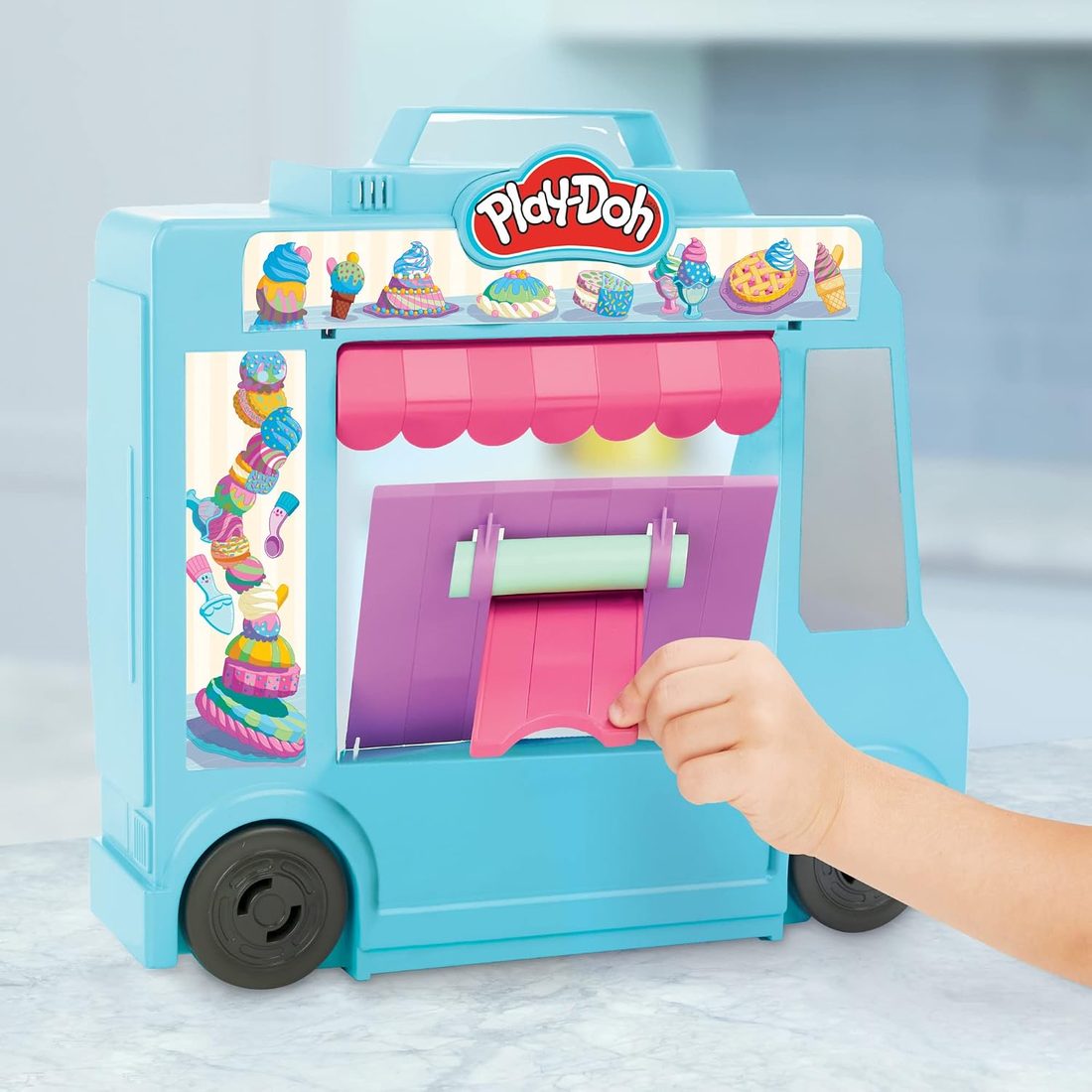 Play-Doh Kitchen Creations Ice Cream Truck Playset, view 5
